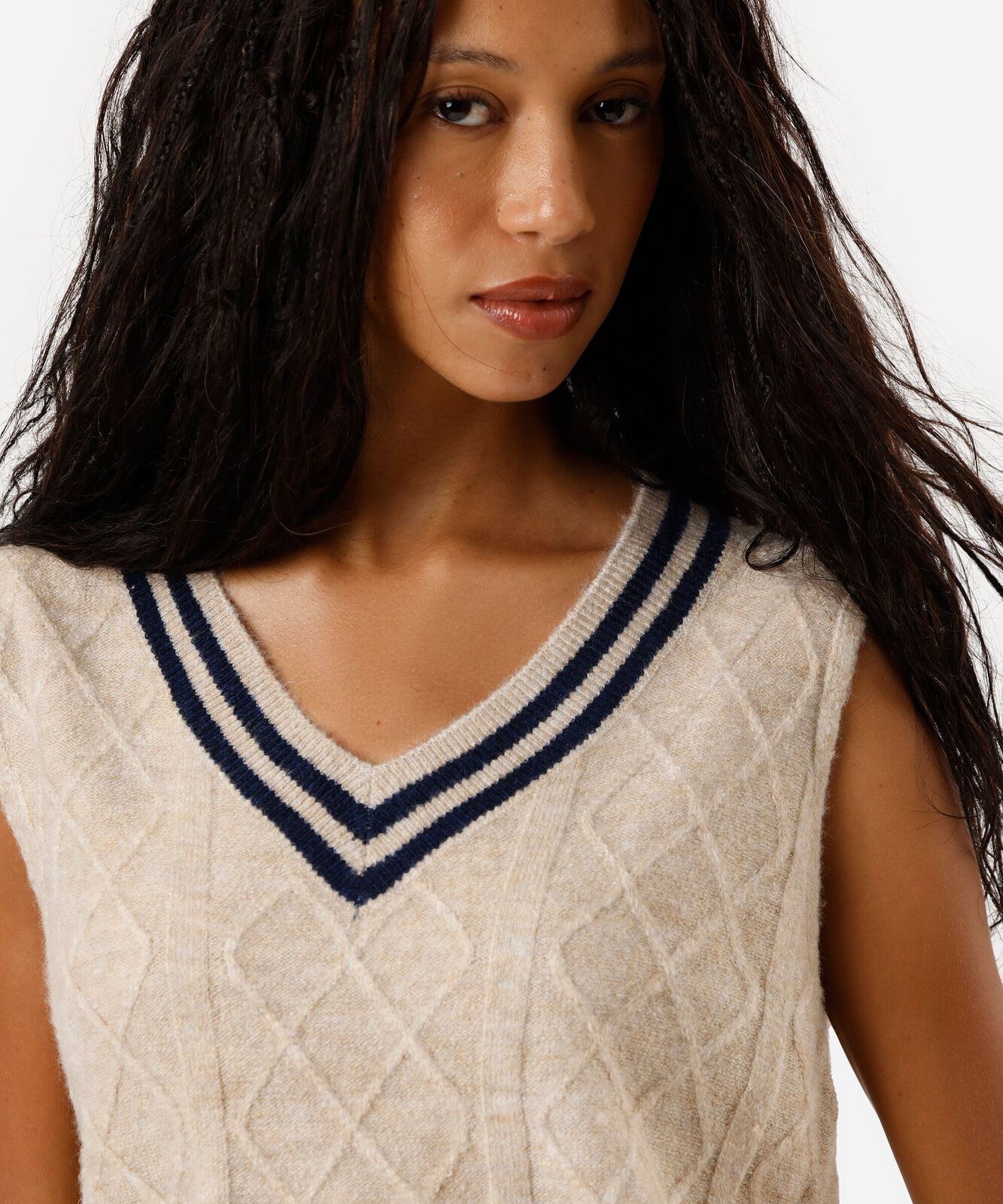 colete feminino de tricot decote v texturizado azul