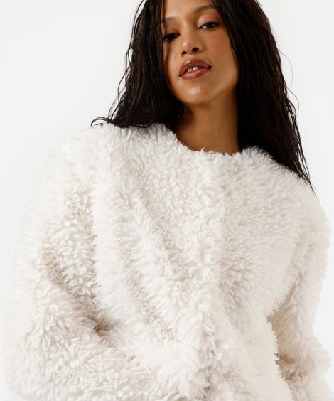 casaco cropped feminino de pelúcia off white