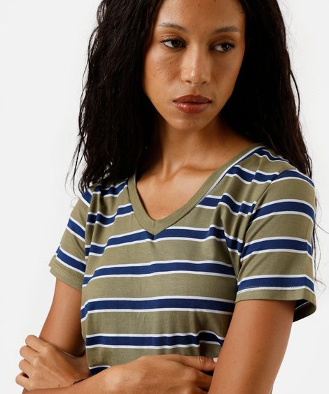 blusa básica feminina com viscose decote v listrada verde