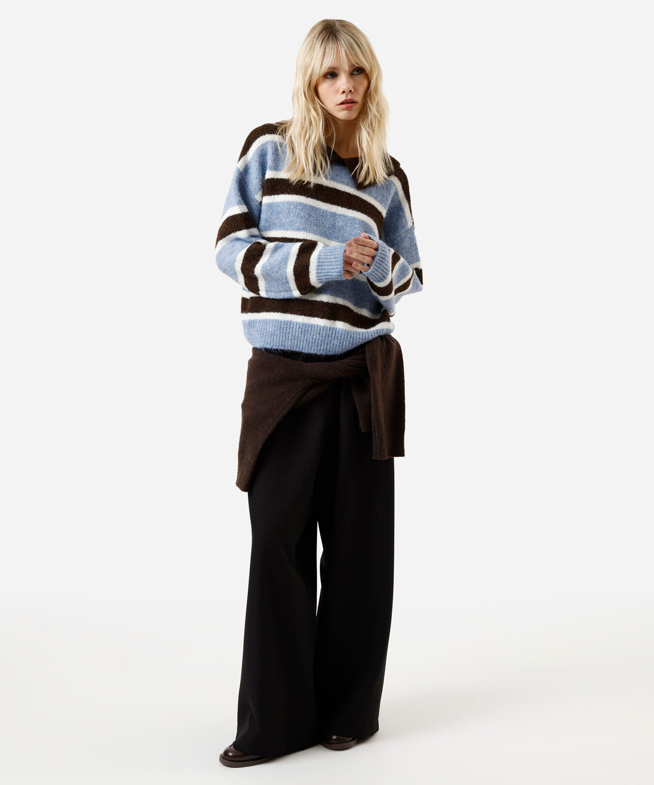 suéter feminino de tricot com lã e gola listrado azul