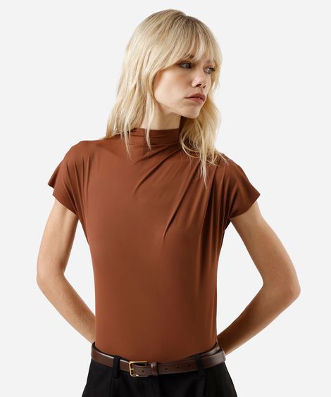 body com pregas no ombro em poliamida liso marrom