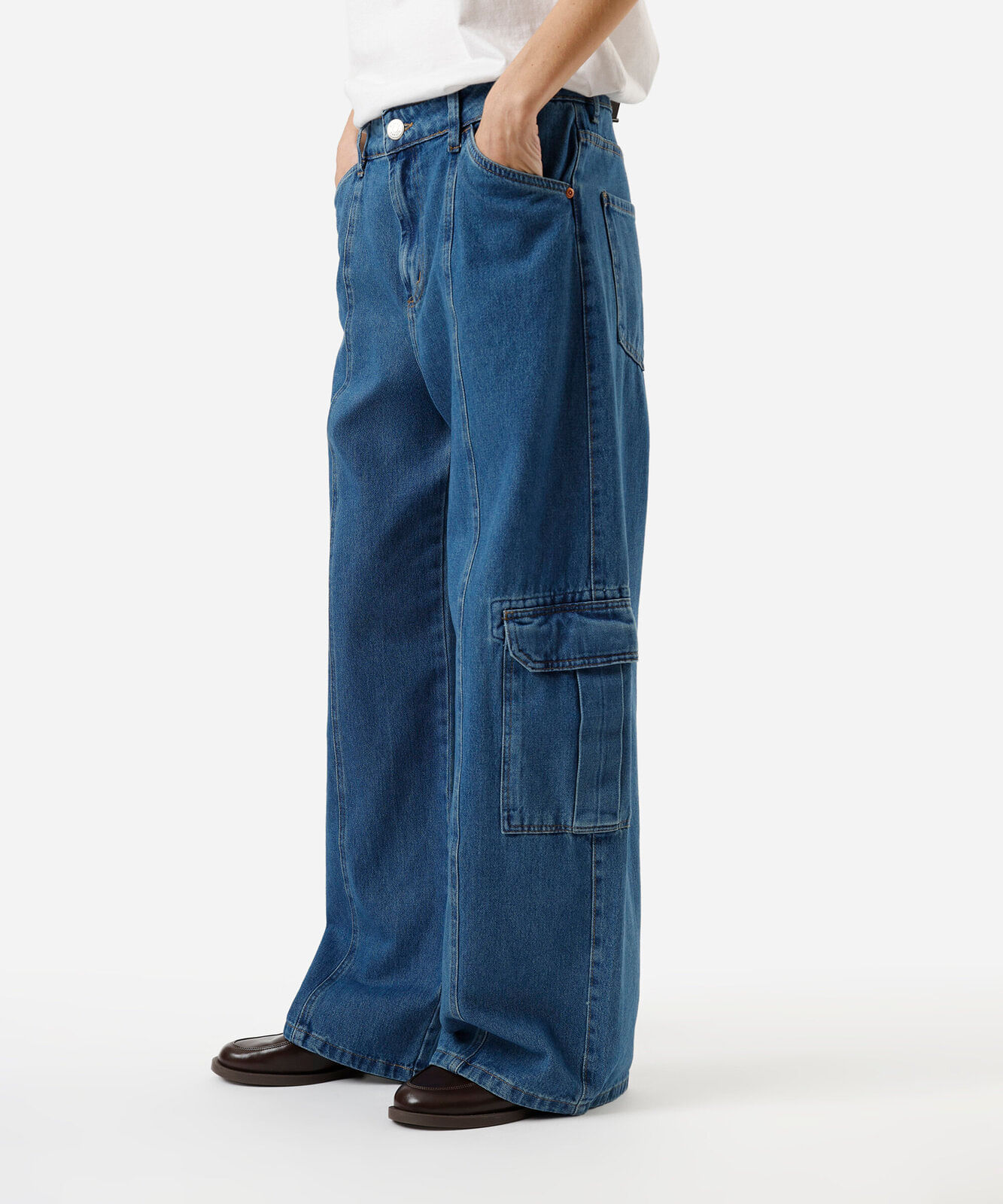 calça cargo oversized feminina jeans cintura baixa azul