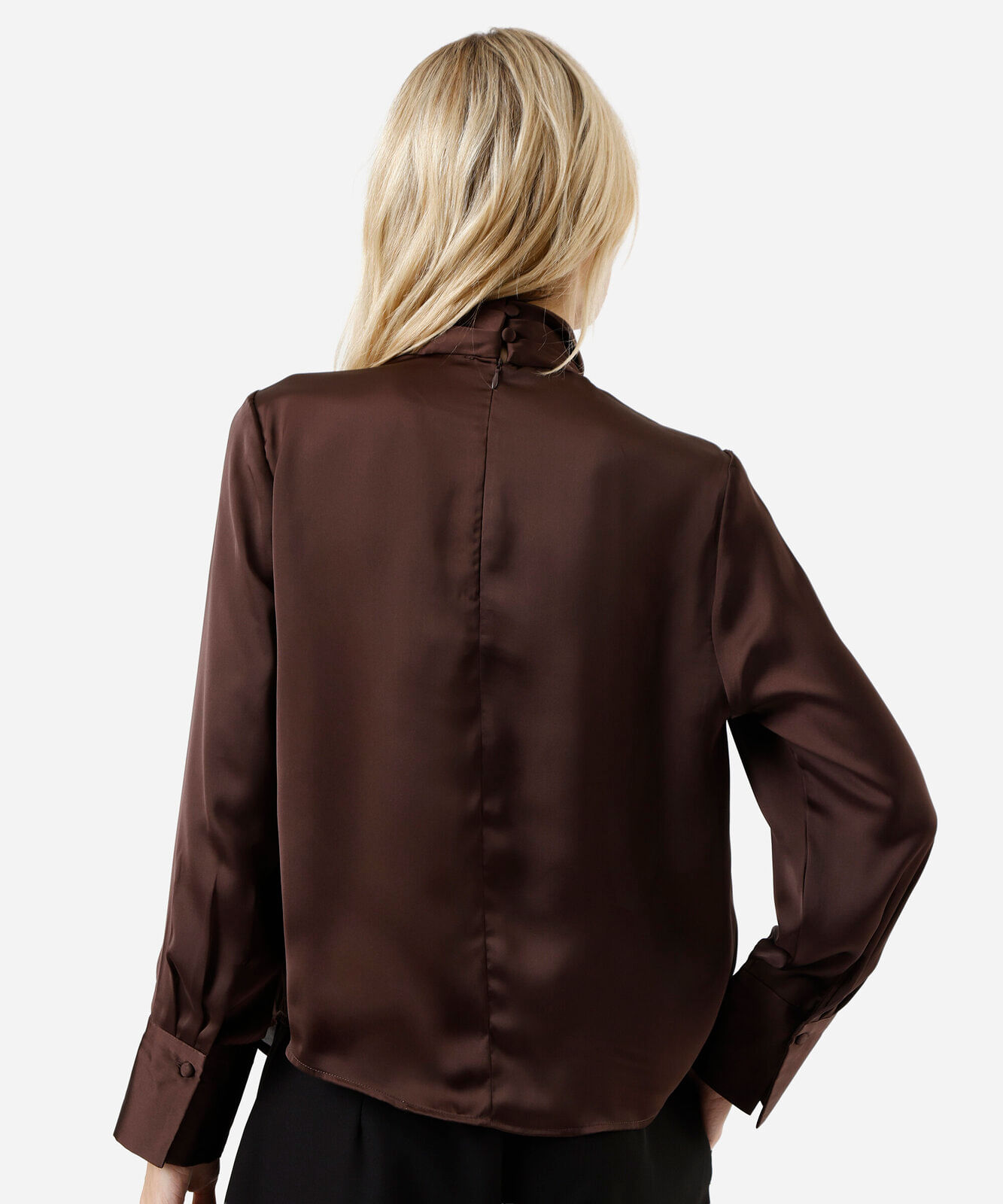 blusa feminina com pregas manga longa acetinada marrom