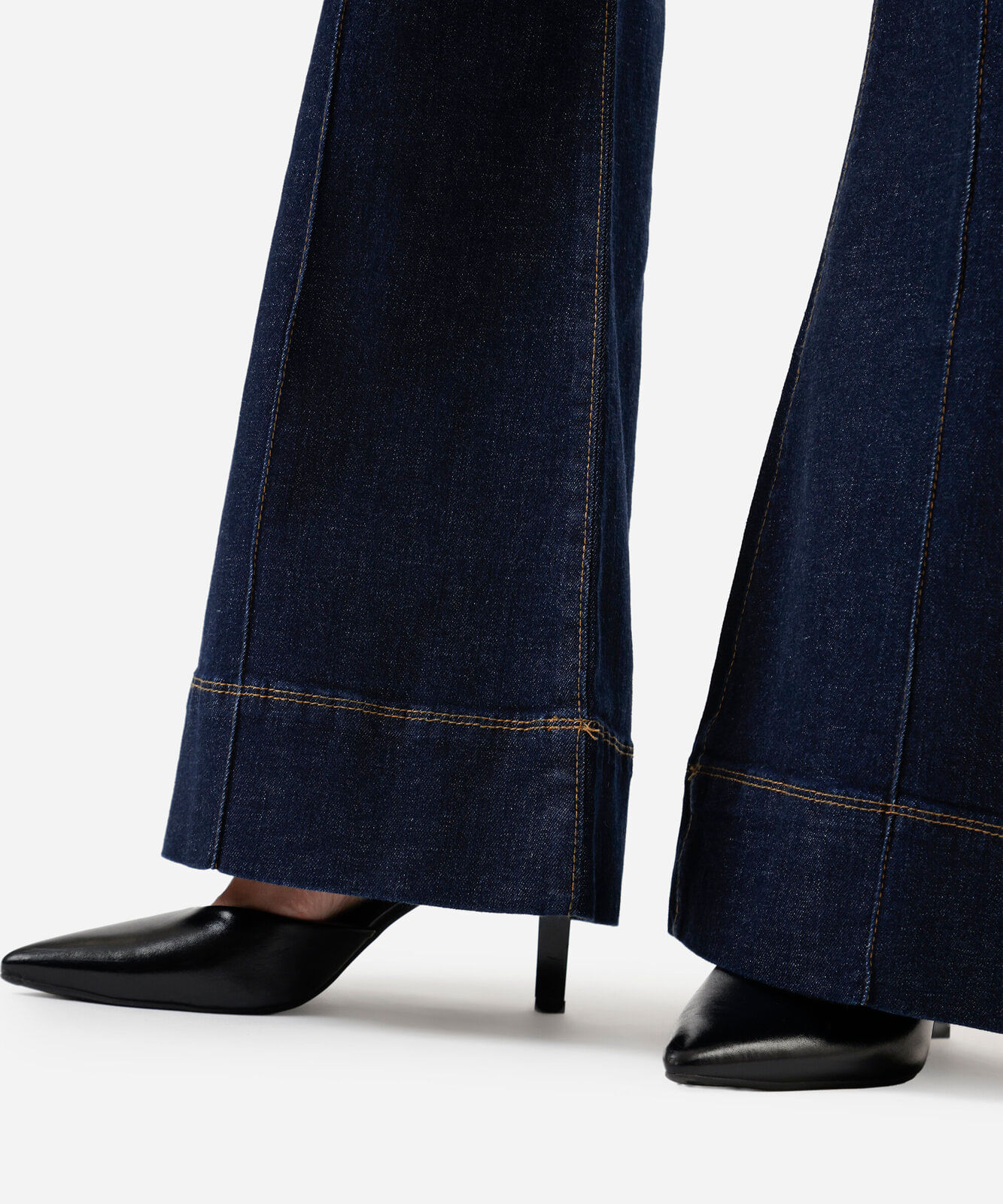 calça flare feminina jeans com nervura cintura alta azul
