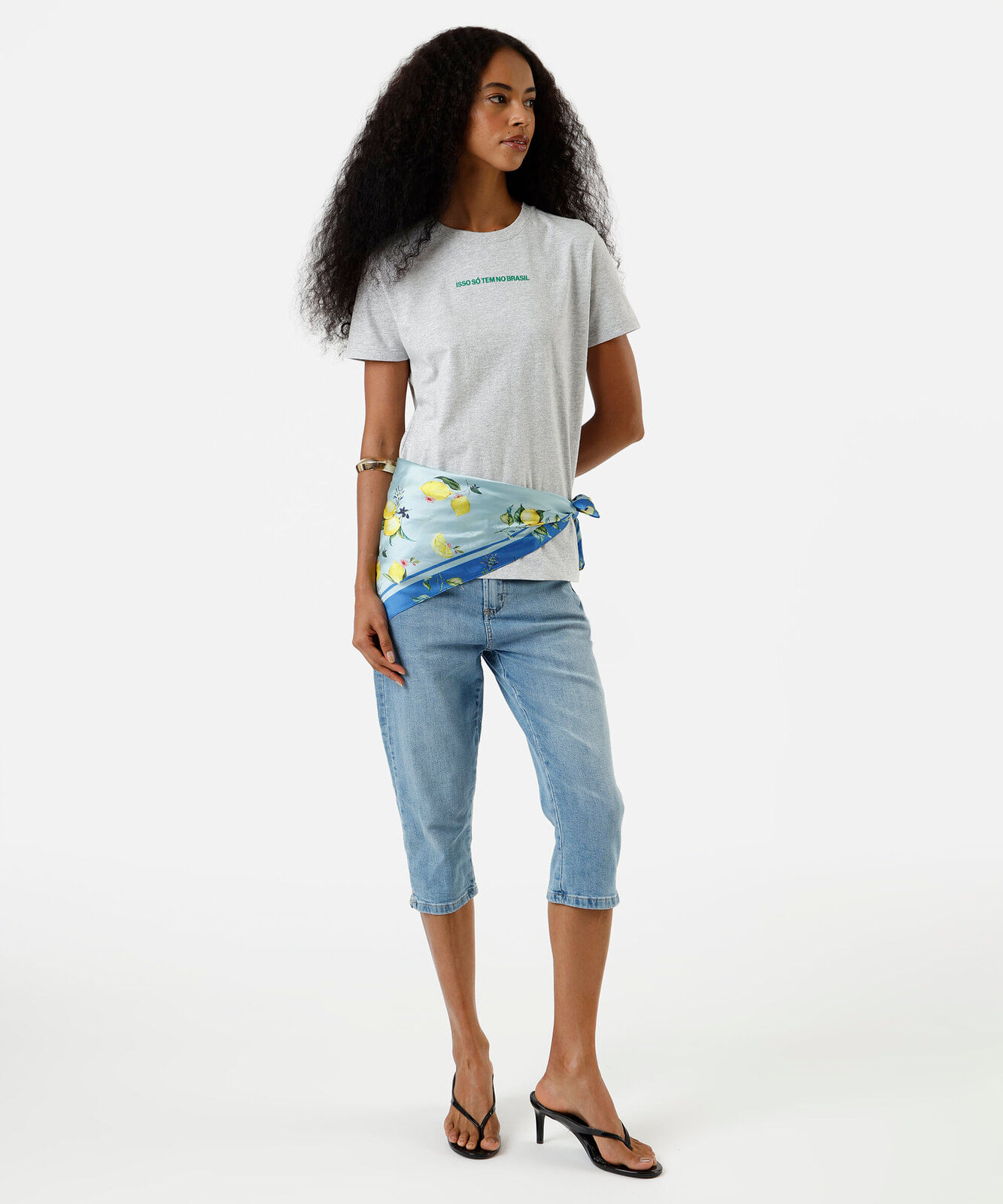 camiseta feminina de algodão brasil cinza