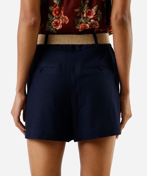 short de alfaiataria feminino com linho e cinto azul