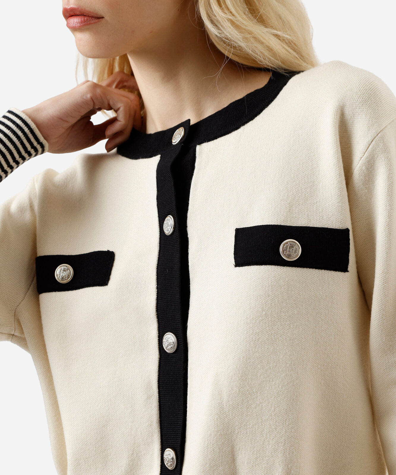 casaco feminino de tricot  bege