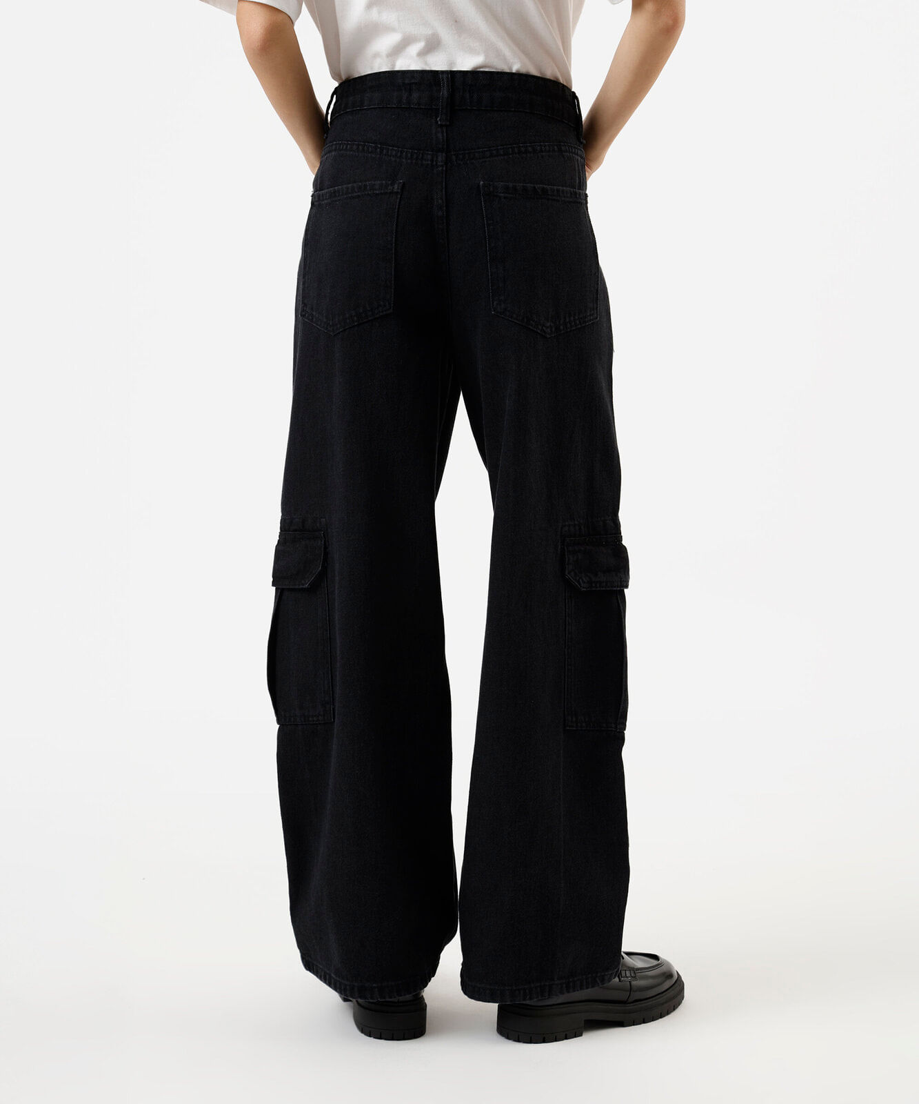 calça cargo oversized feminina jeans cintura baixa preta
