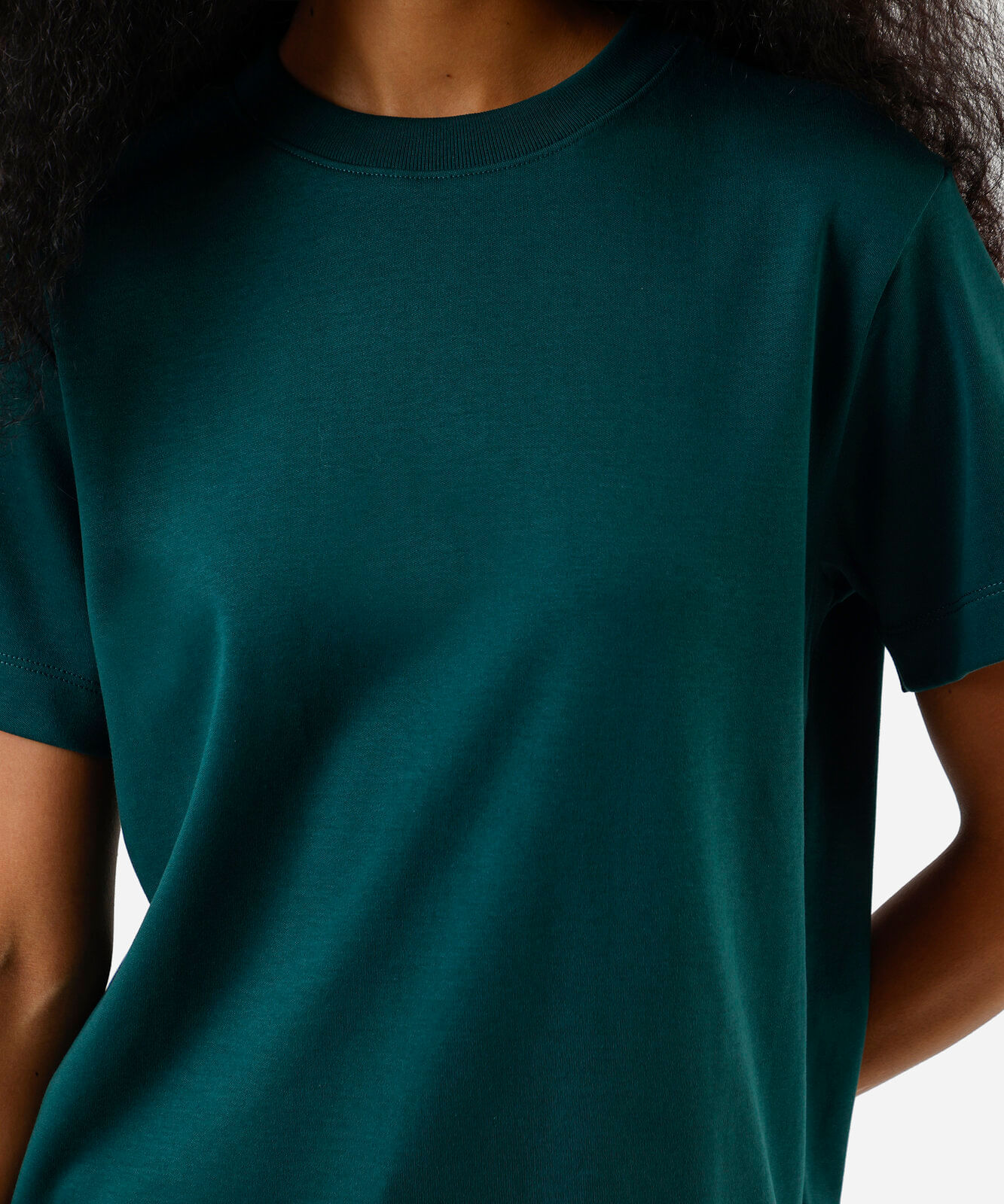 camiseta básica feminina de algodão peruano verde