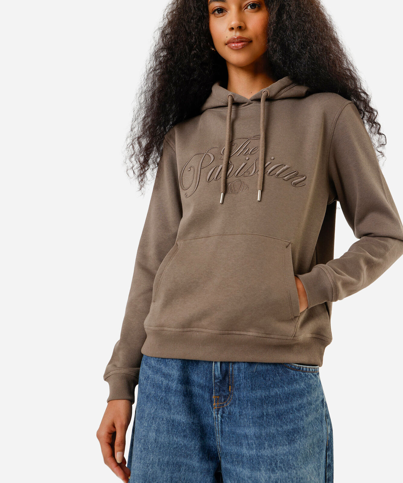 blusão feminino de moletom com capuz e bordado marrom