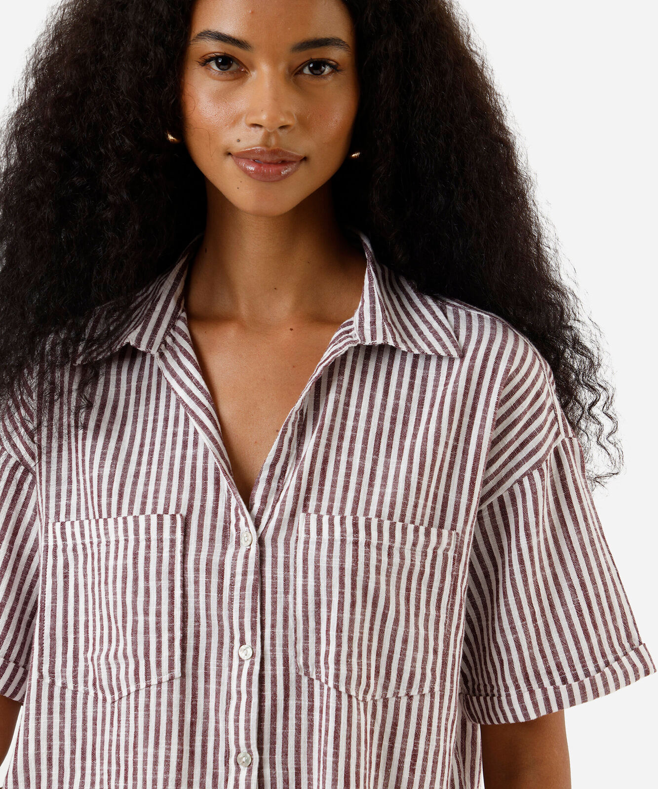 camisa feminina de algodão com bolsos listrada vinho