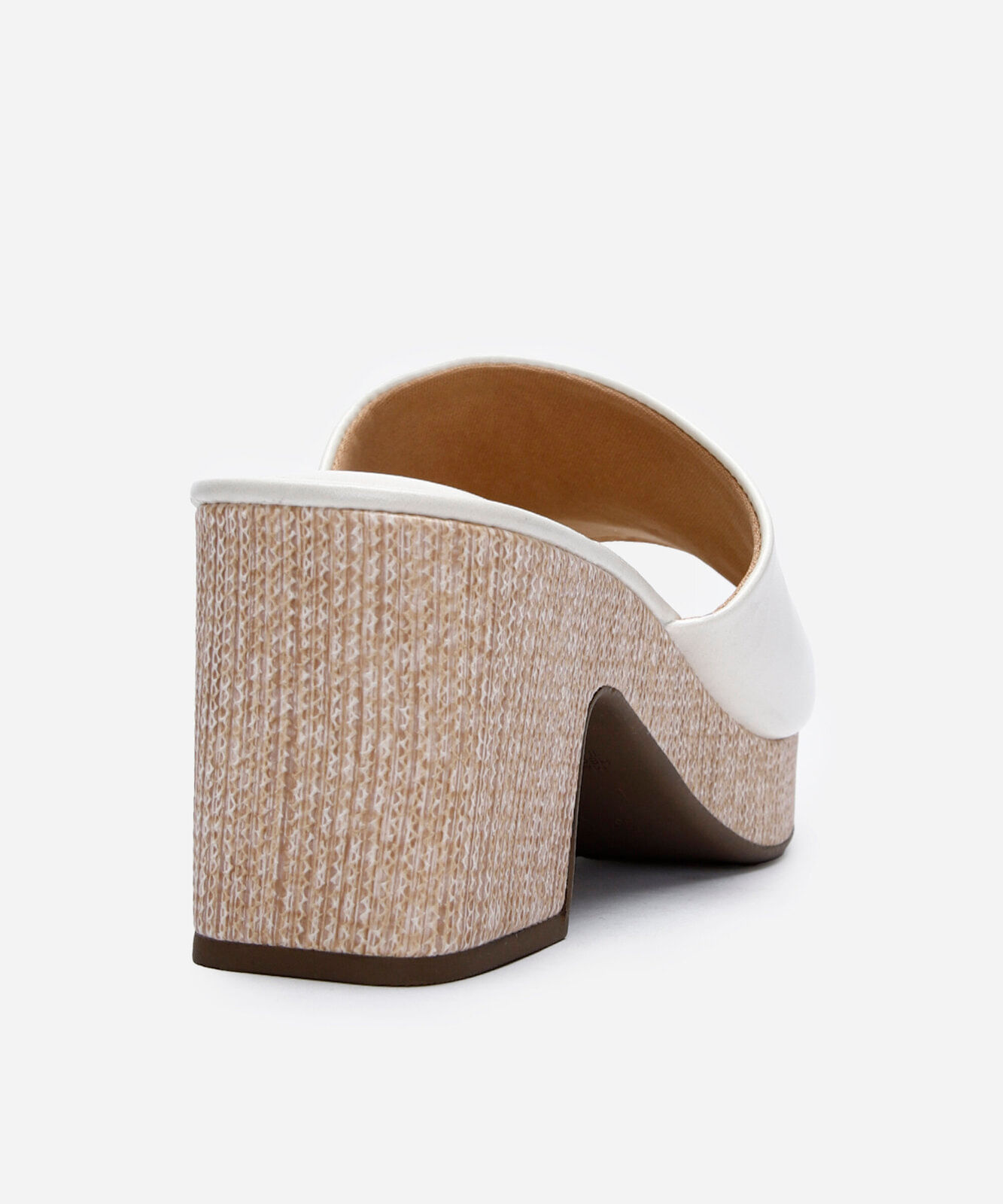 tamanco bico quadrado meia pata  off white