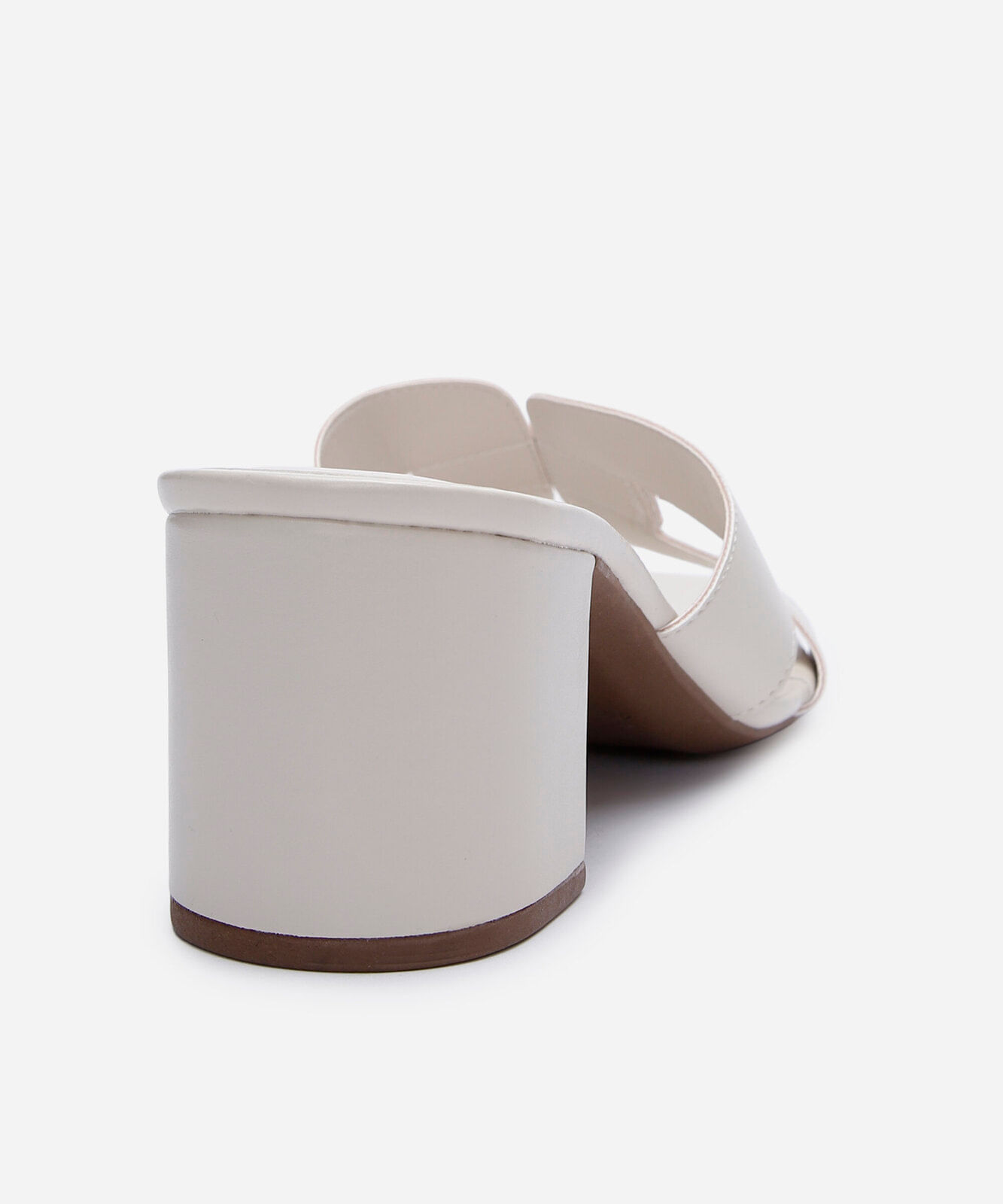 tamanco feminino com recorte oneself off white