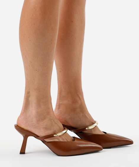 scarpin mule feminino bico fino salto fino marrom