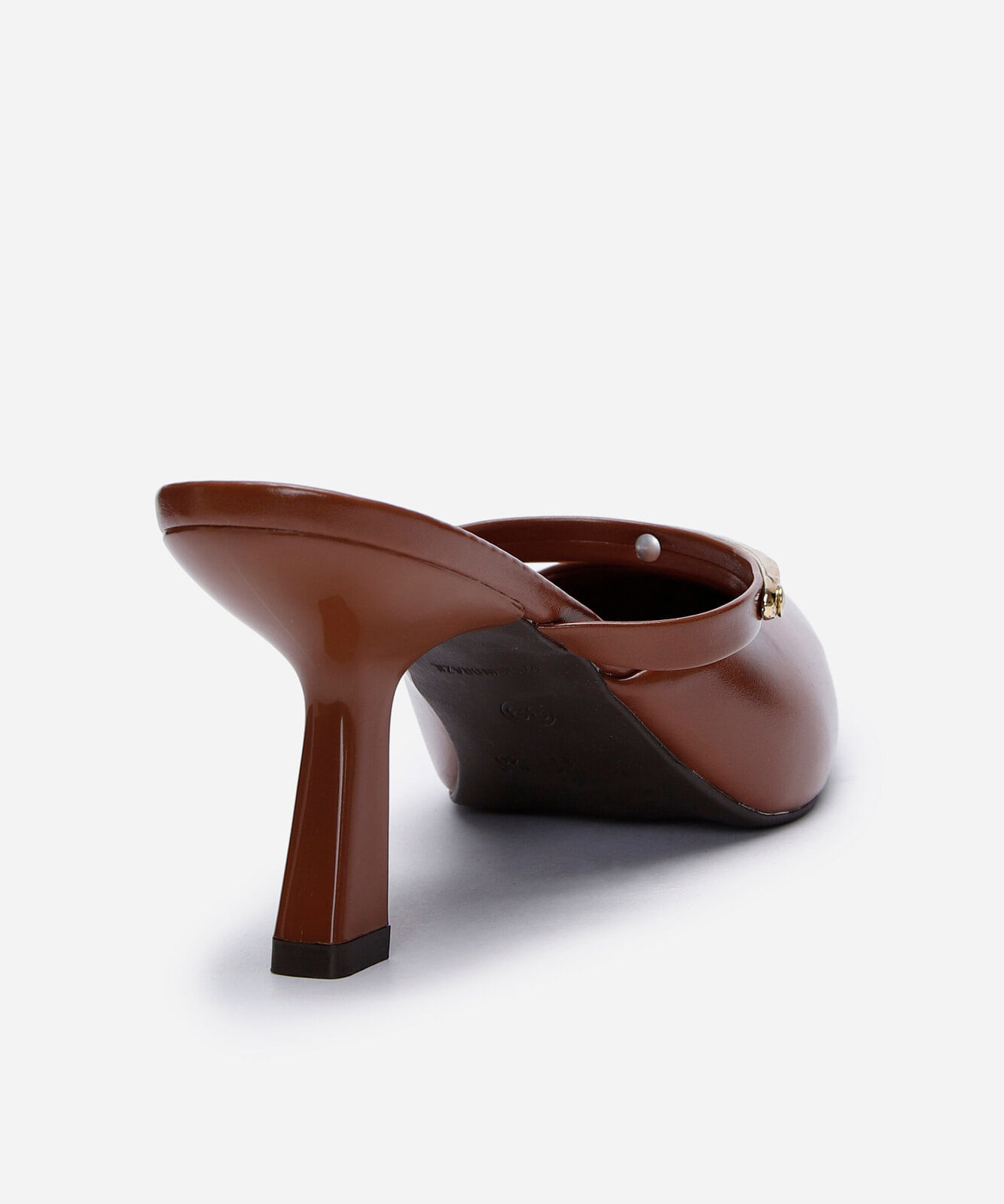 scarpin mule feminino bico fino salto fino marrom