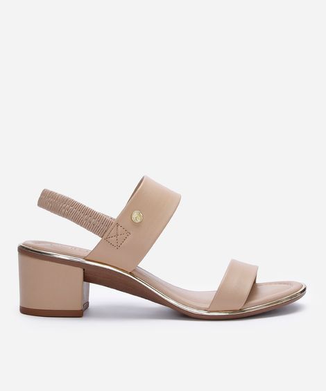 sandália salto grosso beira rio bege