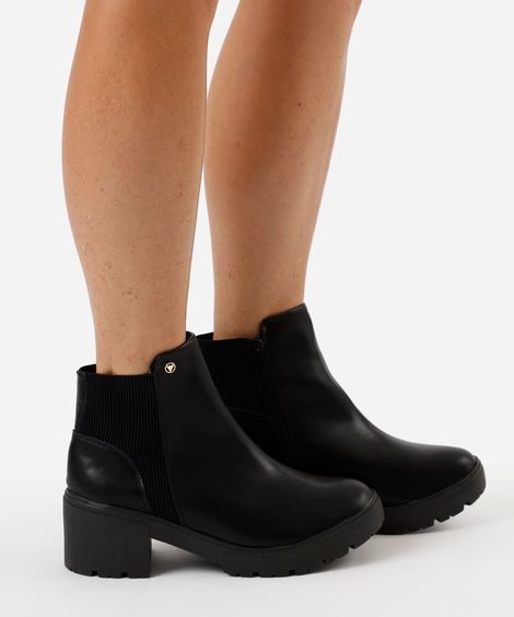 bota chelsea  cano curto via uno tratorada preta