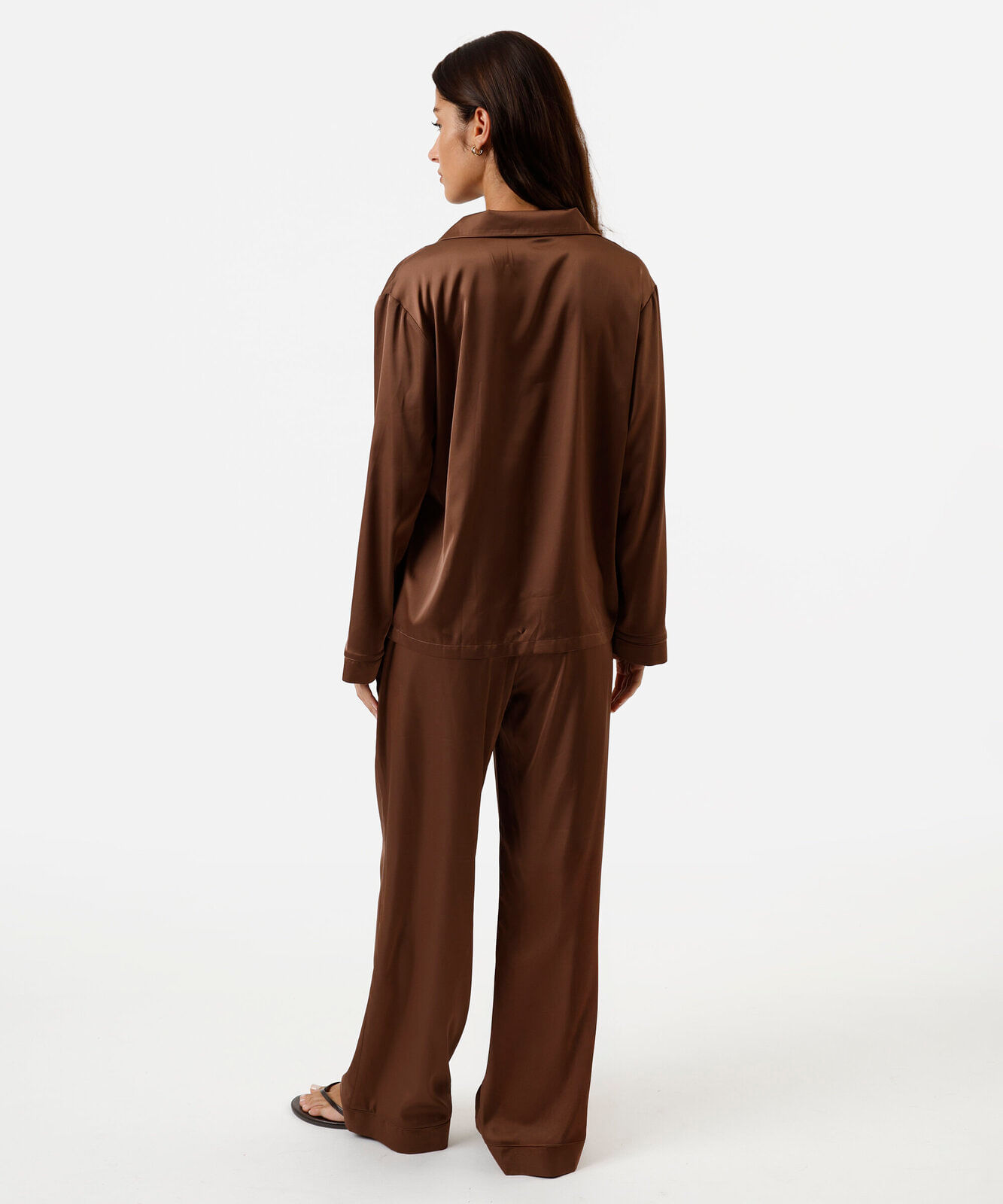 pijama longo americano feminino acetinado marrom