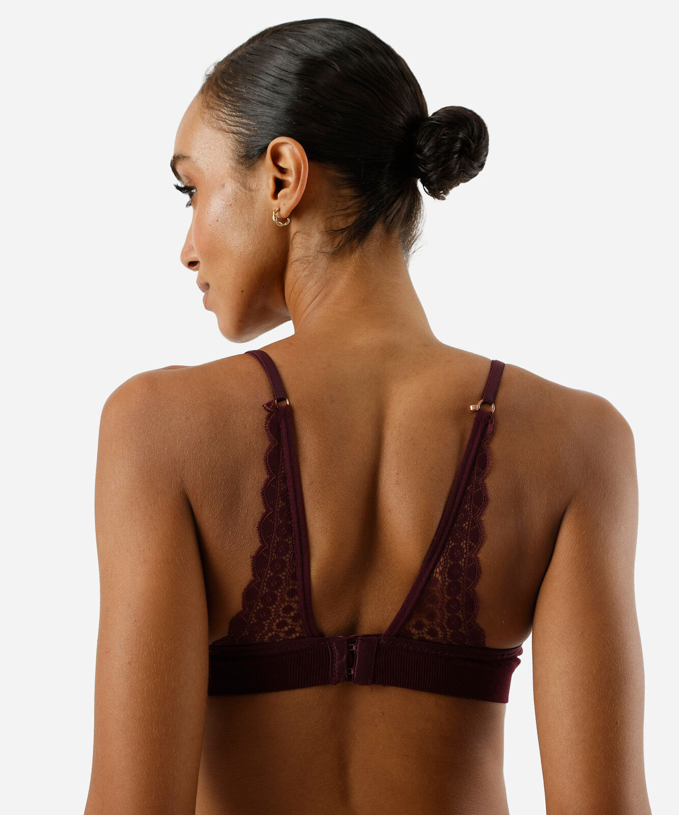 kit de 2 sutiãs triângulo feminino com bojo removível e renda colorido