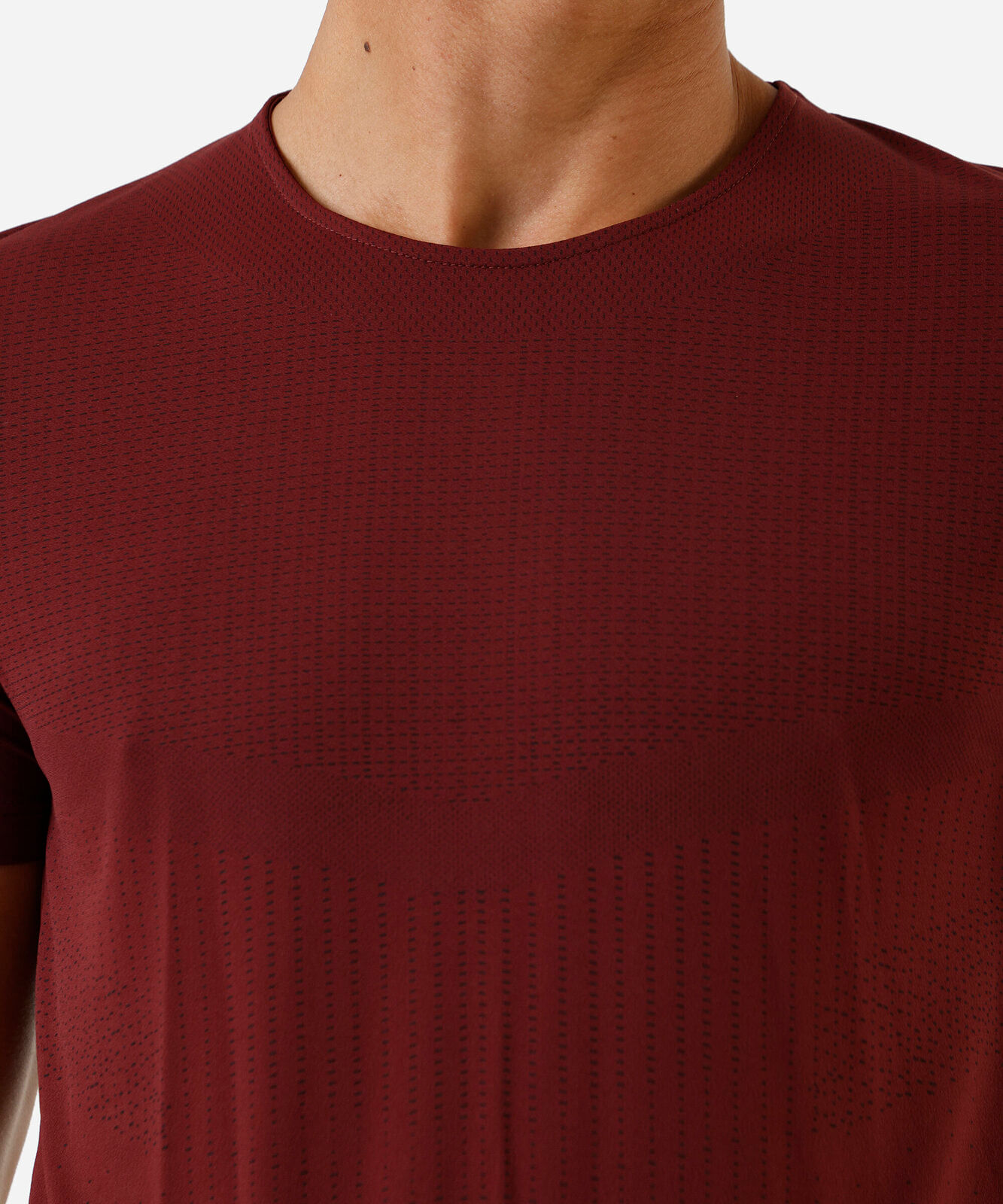 camiseta slim masculina de poliamida esportiva estampada vinho