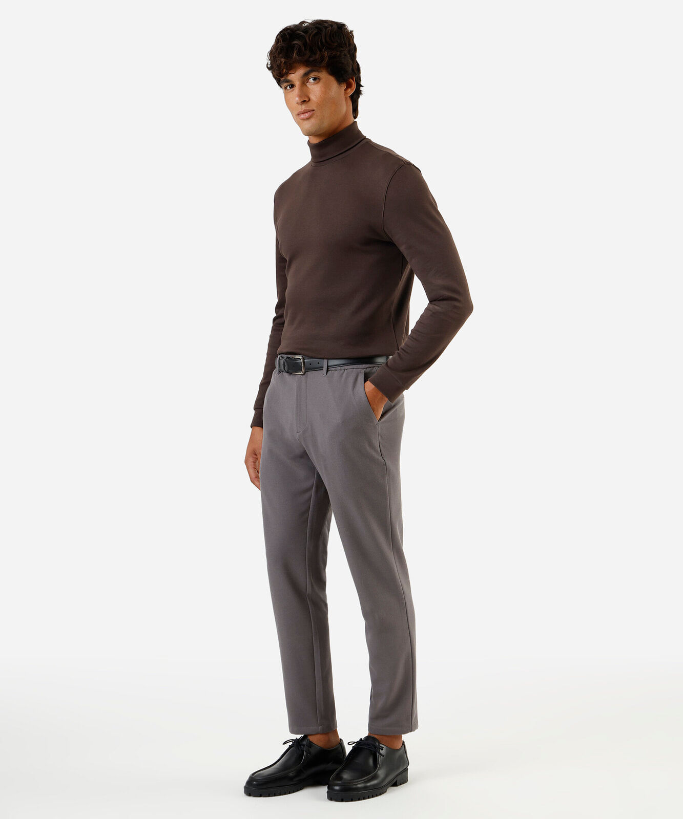 blusa slim masculina  manga longa gola alta marrom