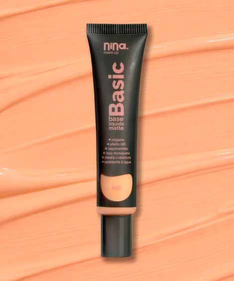 base líquida nina makeup matte basic cor 4