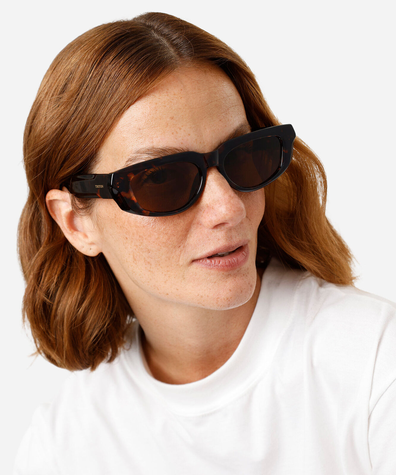 óculos de sol feminino oval de acetato tartaruga triton marrom