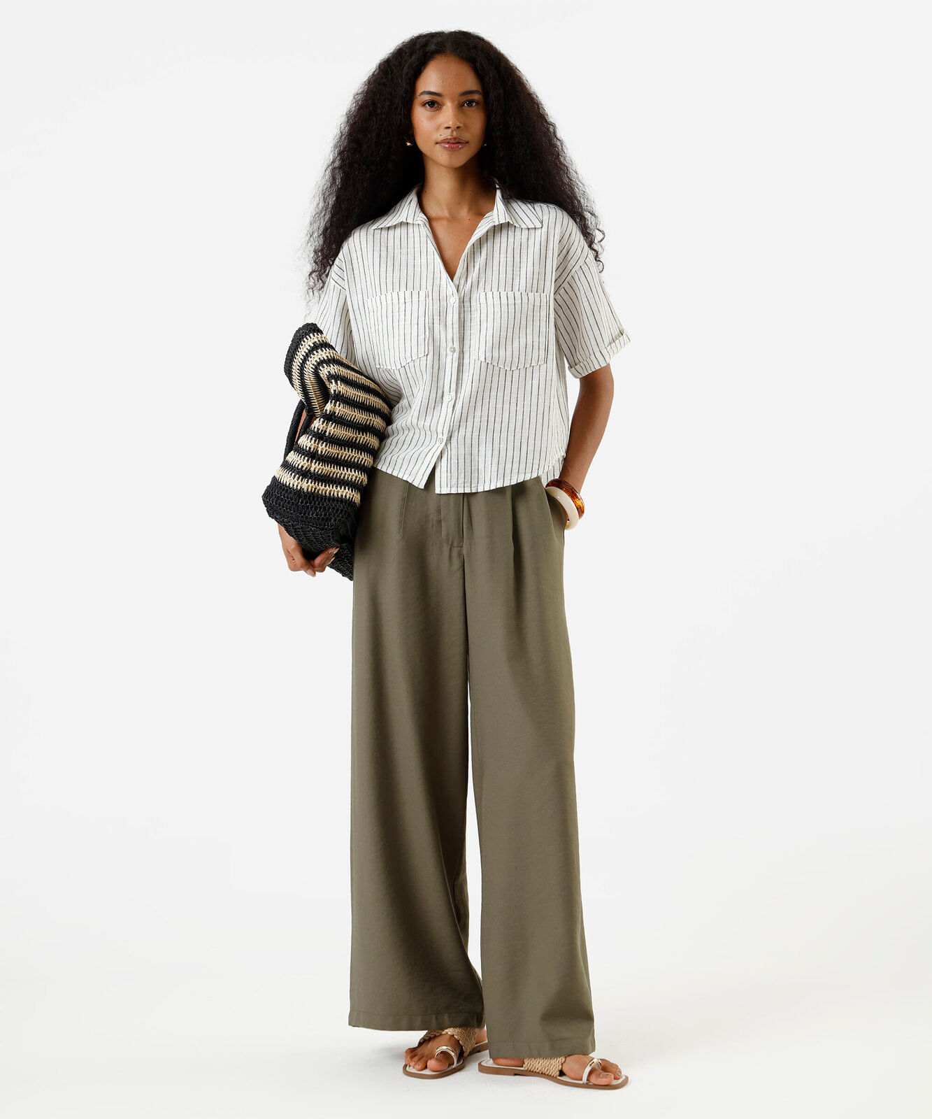camisa feminina de algodão com bolsos listrada verde