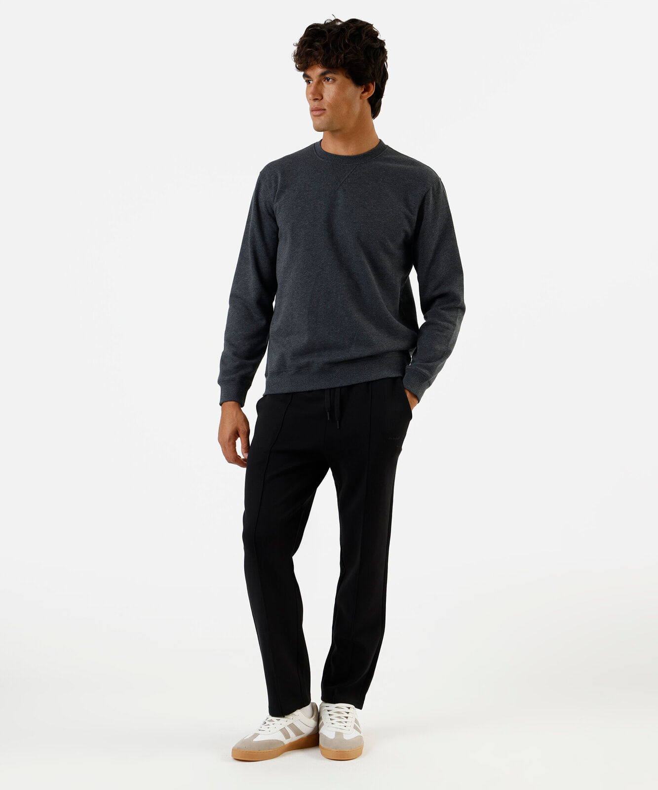 calça reta masculina com nervuras cós elástico preta