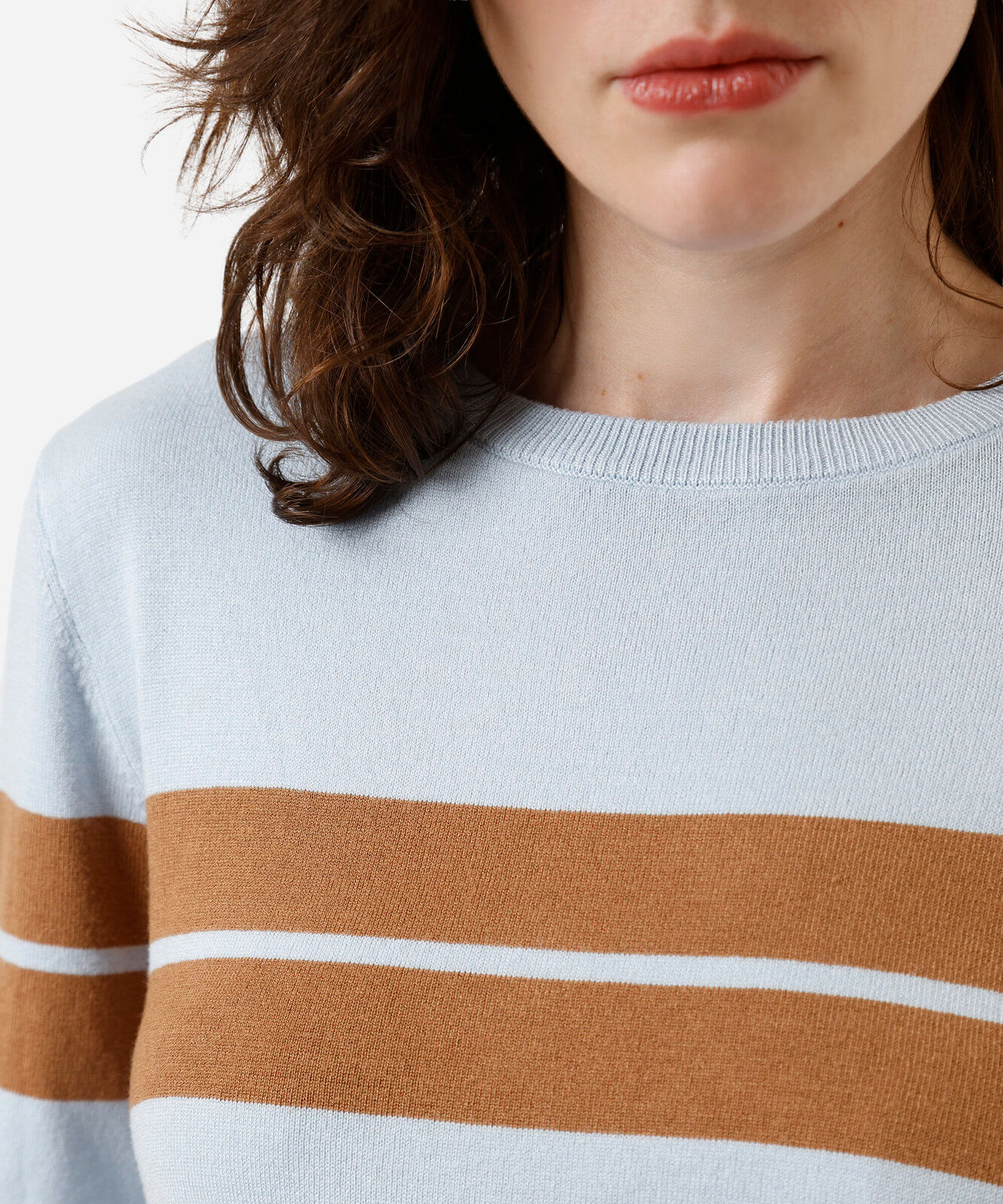 blusa feminina de tricot manga curta listrada azul