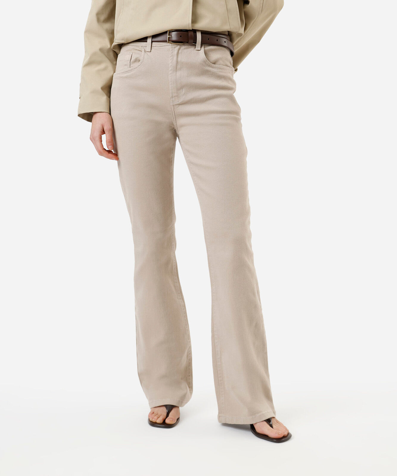 calça flare feminina de sarja cintura alta bege