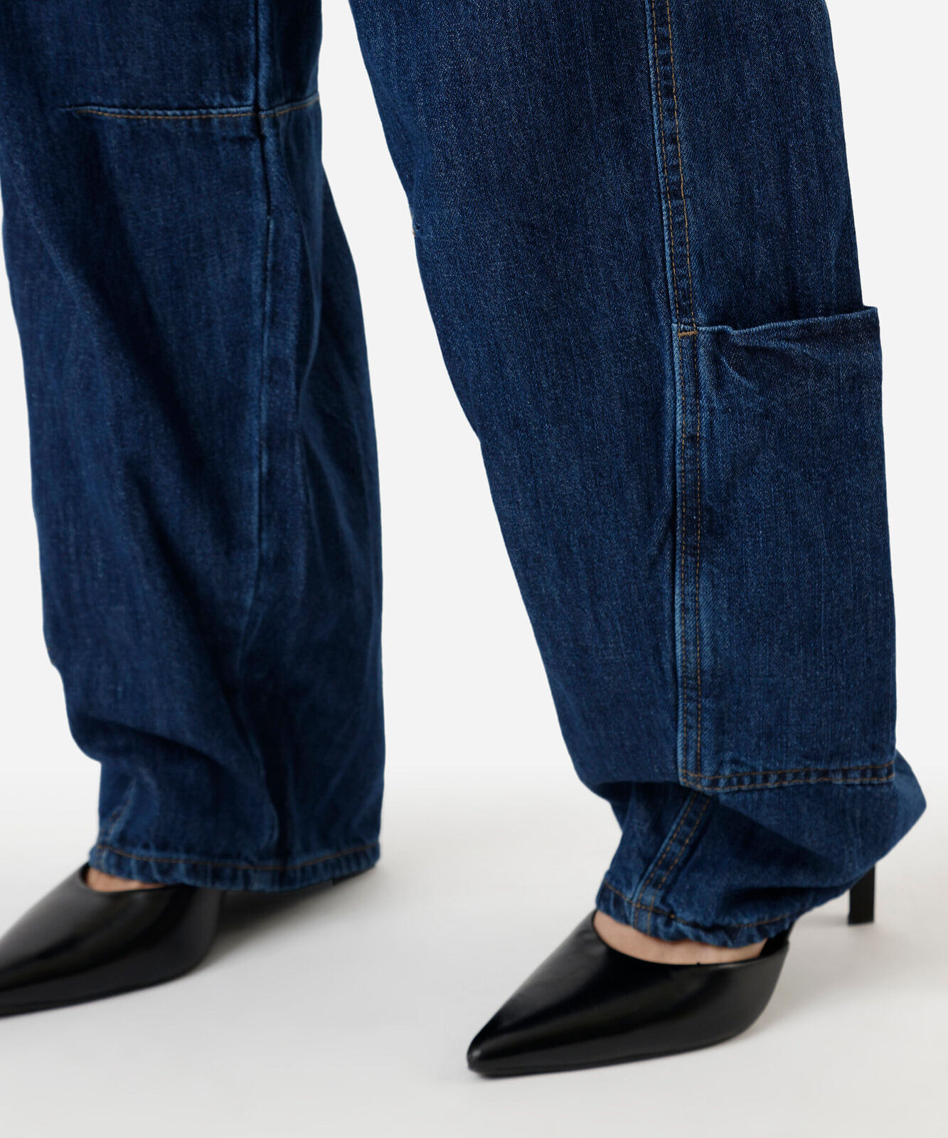 calça barrel feminina jeans com bolso deslocado cintura média azul