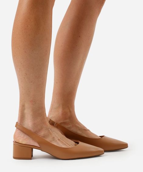 scarpin slingback bico fino salto grosso beira rio marrom