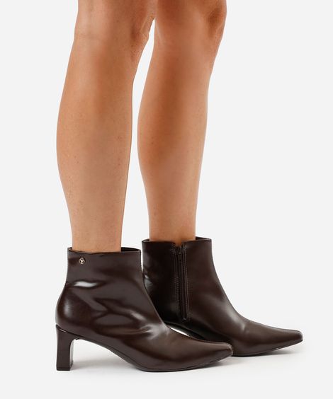 bota cano curto bico fino salto grosso via uno marrom