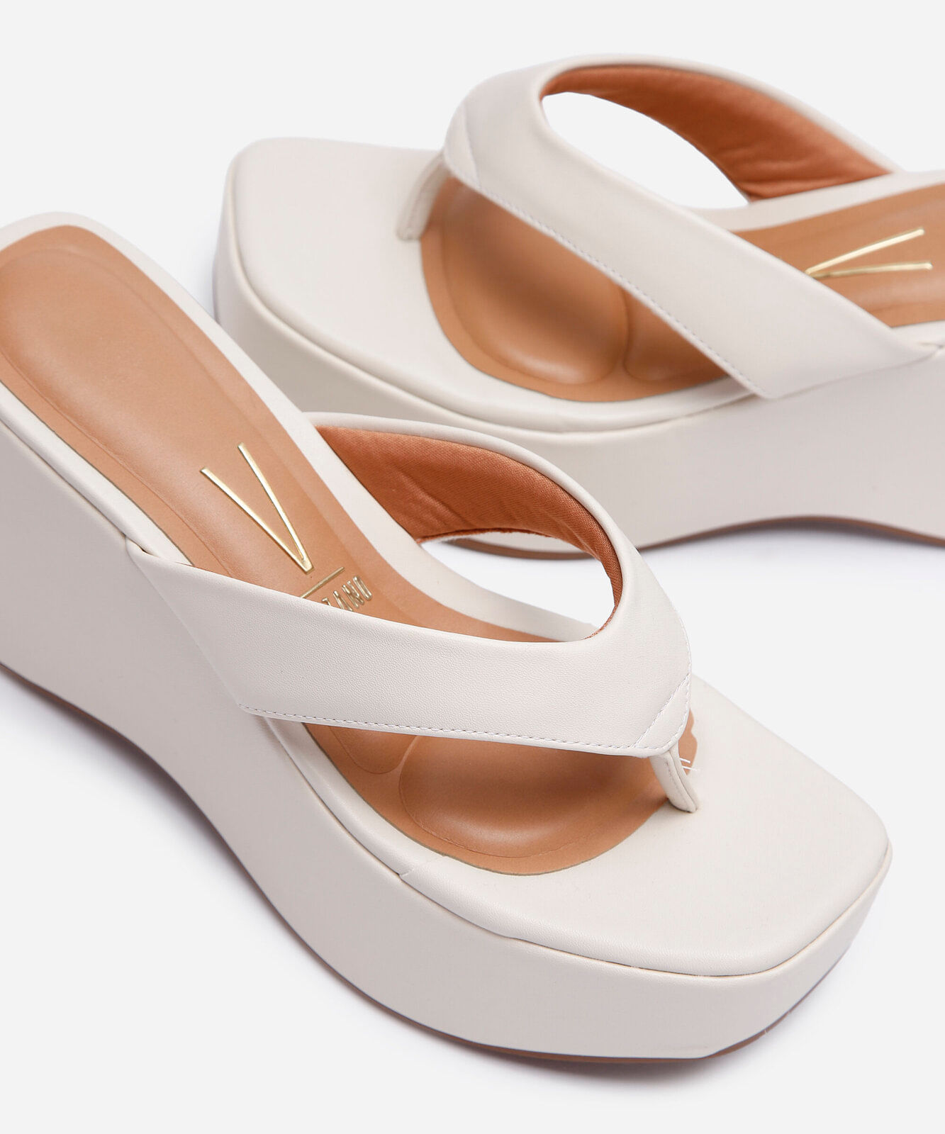 tamanco plataforma vizzano off white