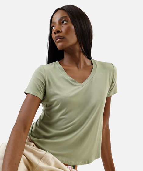 camiseta básica manga curta decote v verde