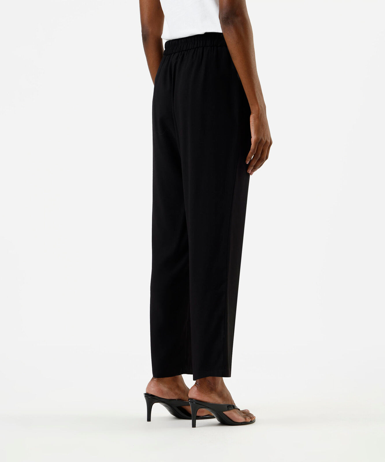 calça básica reta feminina com viscose cós elástico preta
