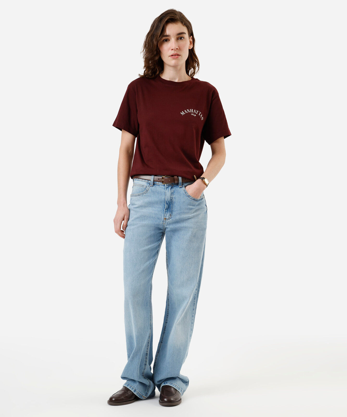 camiseta feminina de algodão manga curta estampada vinho