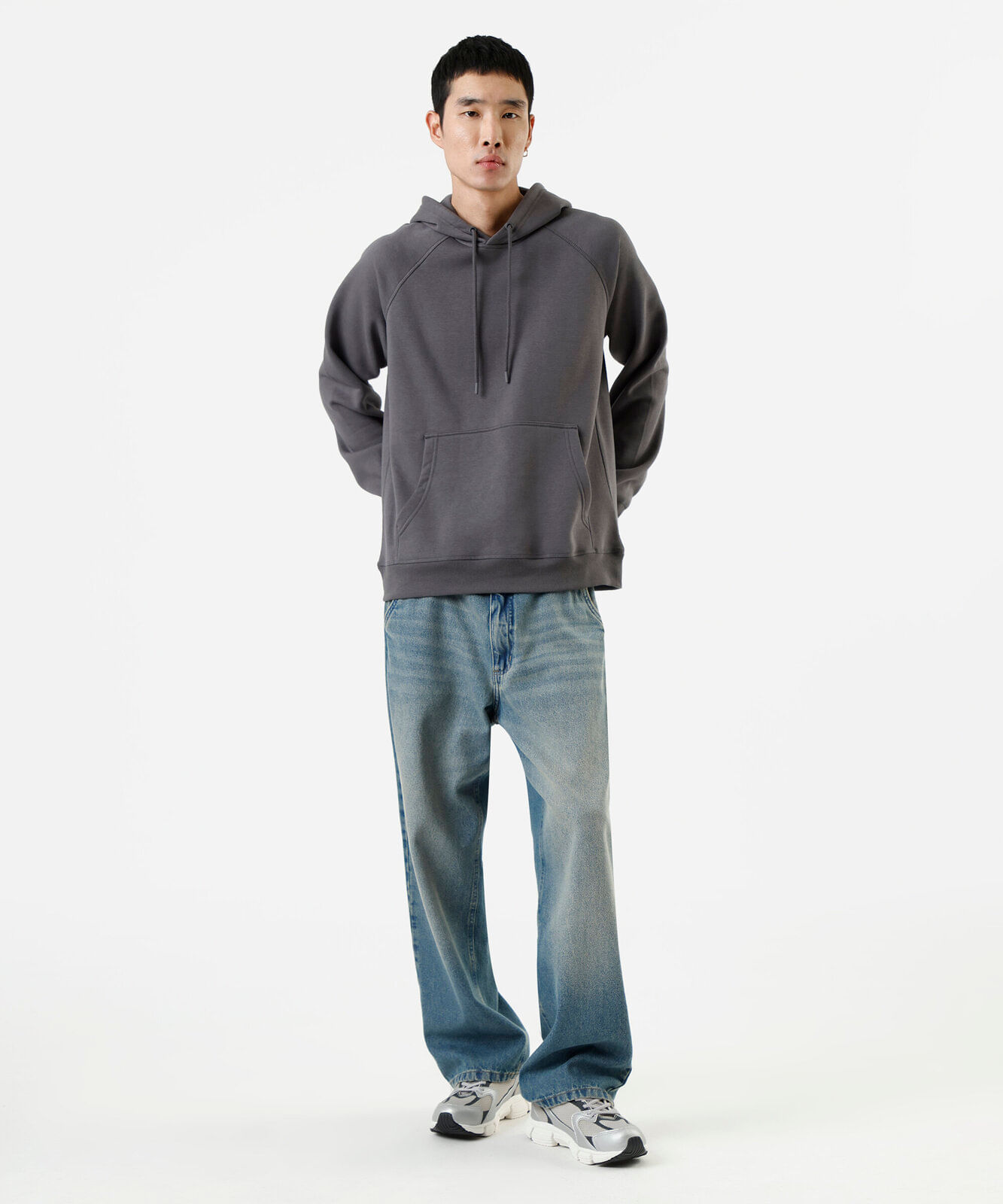 blusão básico masculino de moletom com capuz cinza