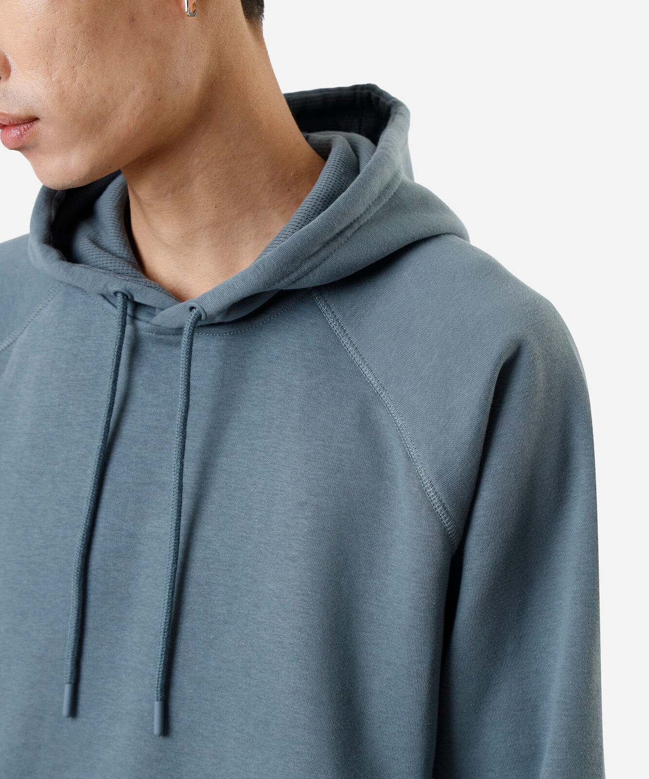 blusão básico masculino de moletom com capuz cinza
