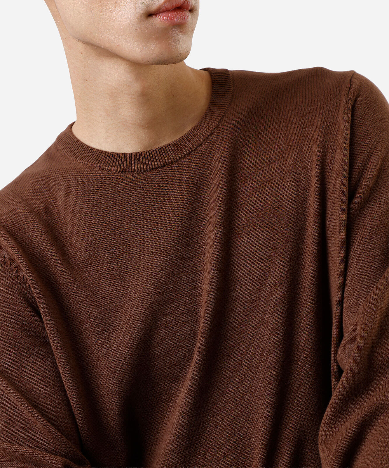 suéter masculino de tricot marrom