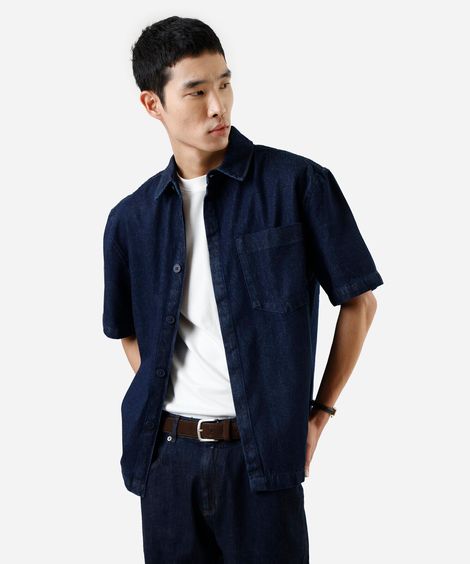 camisa masculina jeans manga curta com bolso azul