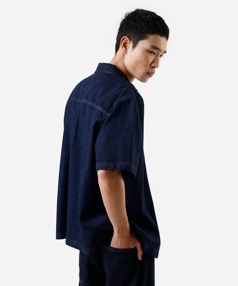 camisa masculina jeans manga curta com bolso azul