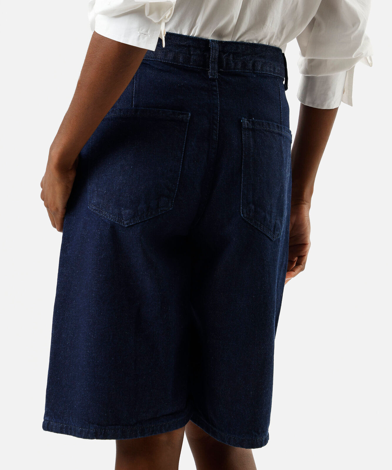 bermuda jorts feminina jeans com pregas cintura alta azul