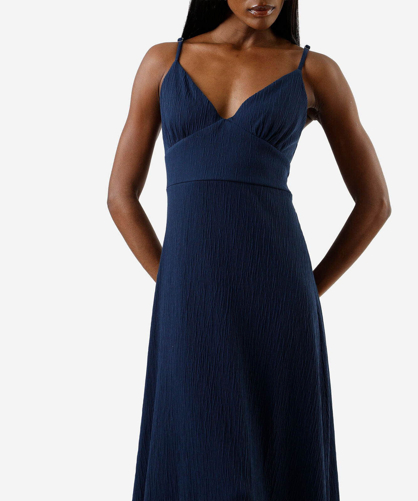vestido midi alça fina feminino texturizado azul
