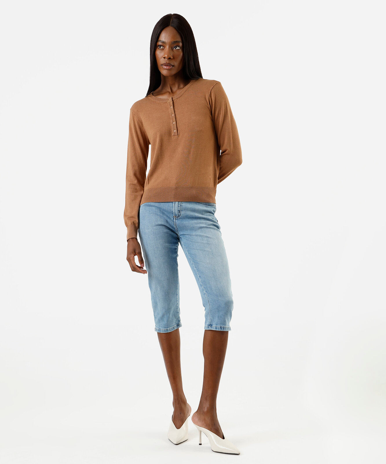 blusa feminina de tricot decote redondo  manga longa marrom