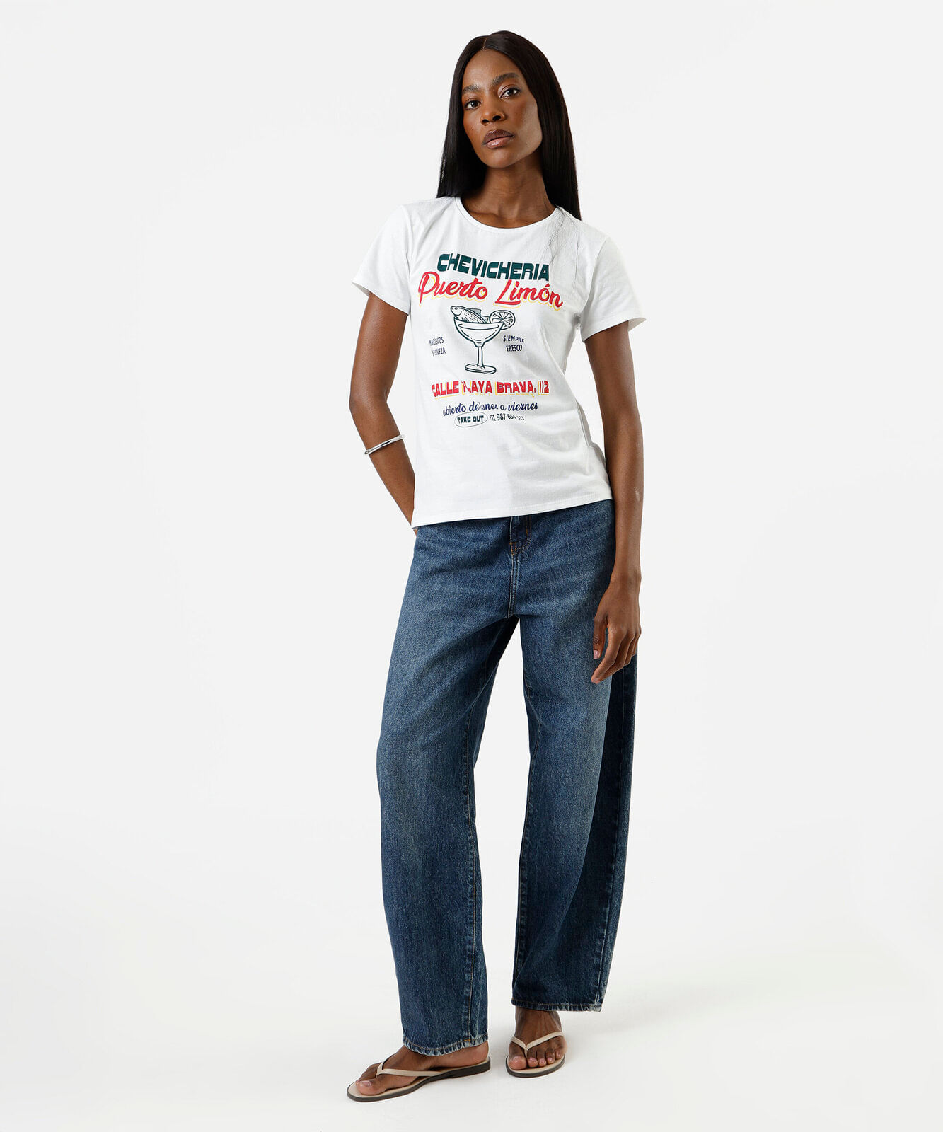 camiseta feminina de algodão manga curta estampada off white