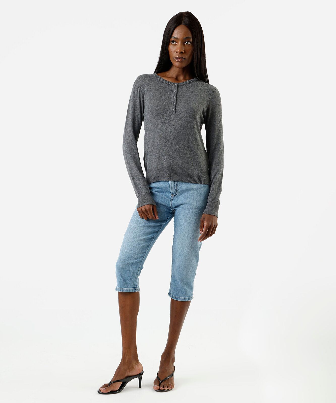 blusa feminina de tricot decote redondo  manga longa cinza