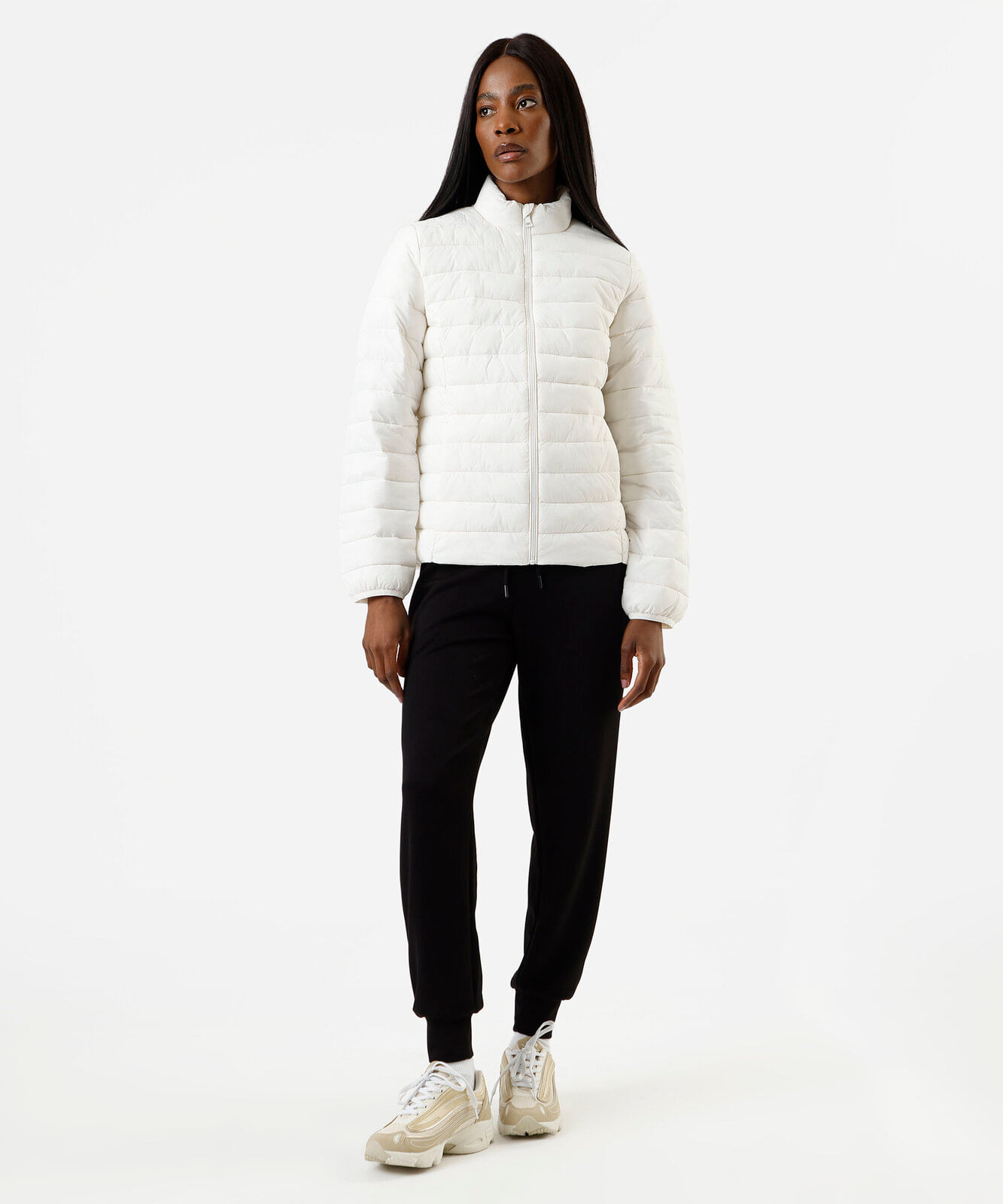 jaqueta puffer feminina gola alta off white
