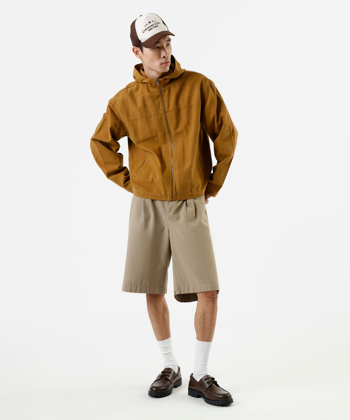 jaqueta masculina de sarja com capuz marrom